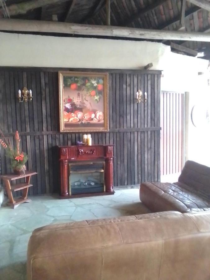 Casa Milia Guest House Castaneda  ภายนอก รูปภาพ