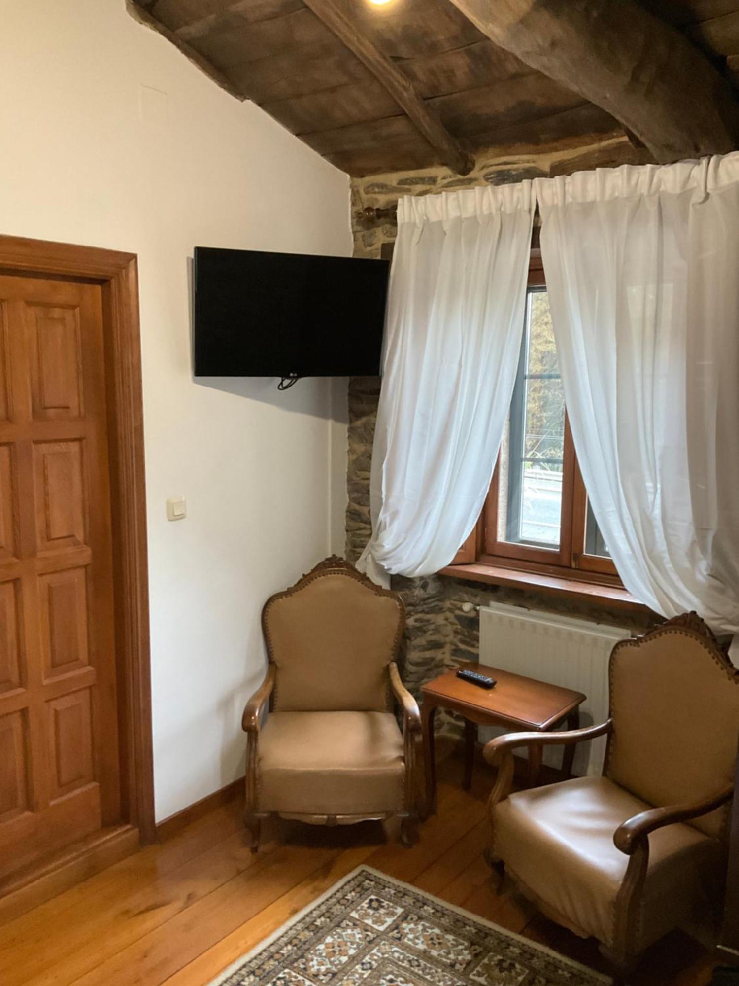 Casa Milia Guest House Castaneda  ภายนอก รูปภาพ