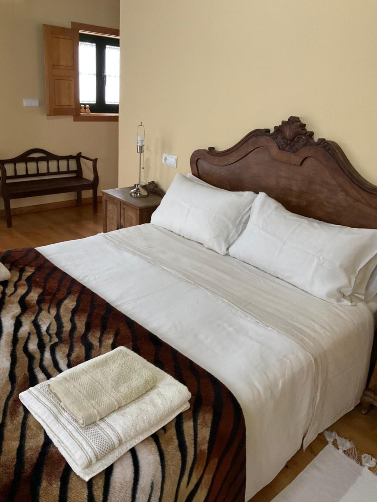 Casa Milia Guest House Castaneda  ภายนอก รูปภาพ