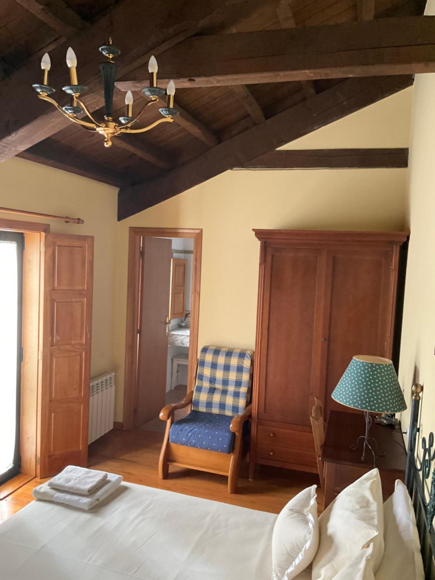 Casa Milia Guest House Castaneda  ภายนอก รูปภาพ